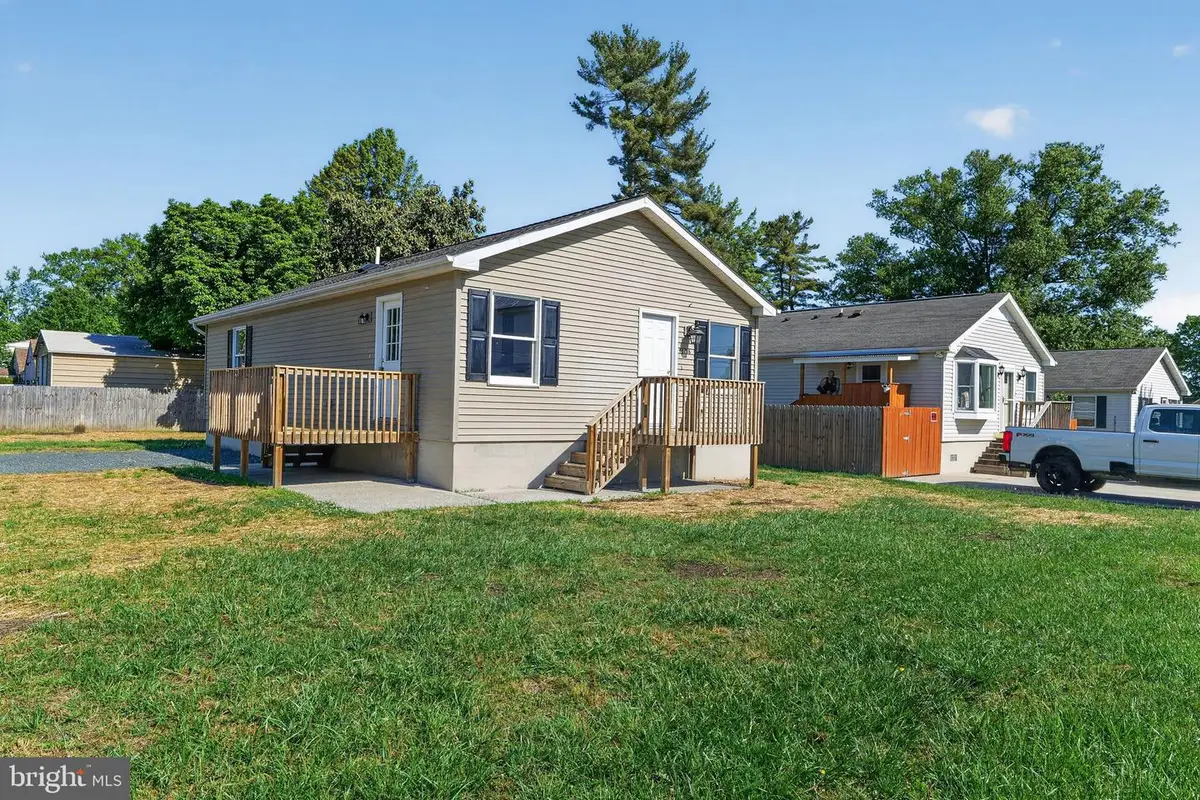 13218 Rivervan Ave, Middle River, MD 21220 - #1