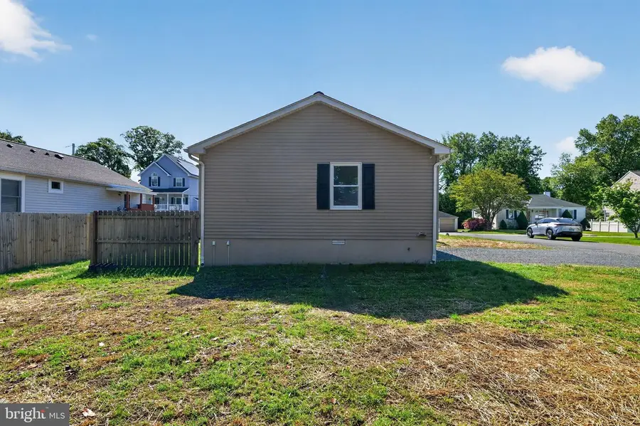 13218 Rivervan Ave, Middle River, MD 21220 - #3
