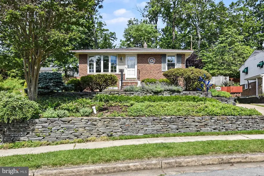 204 Elpin Dr W, Catonsville, MD 21228 - #2