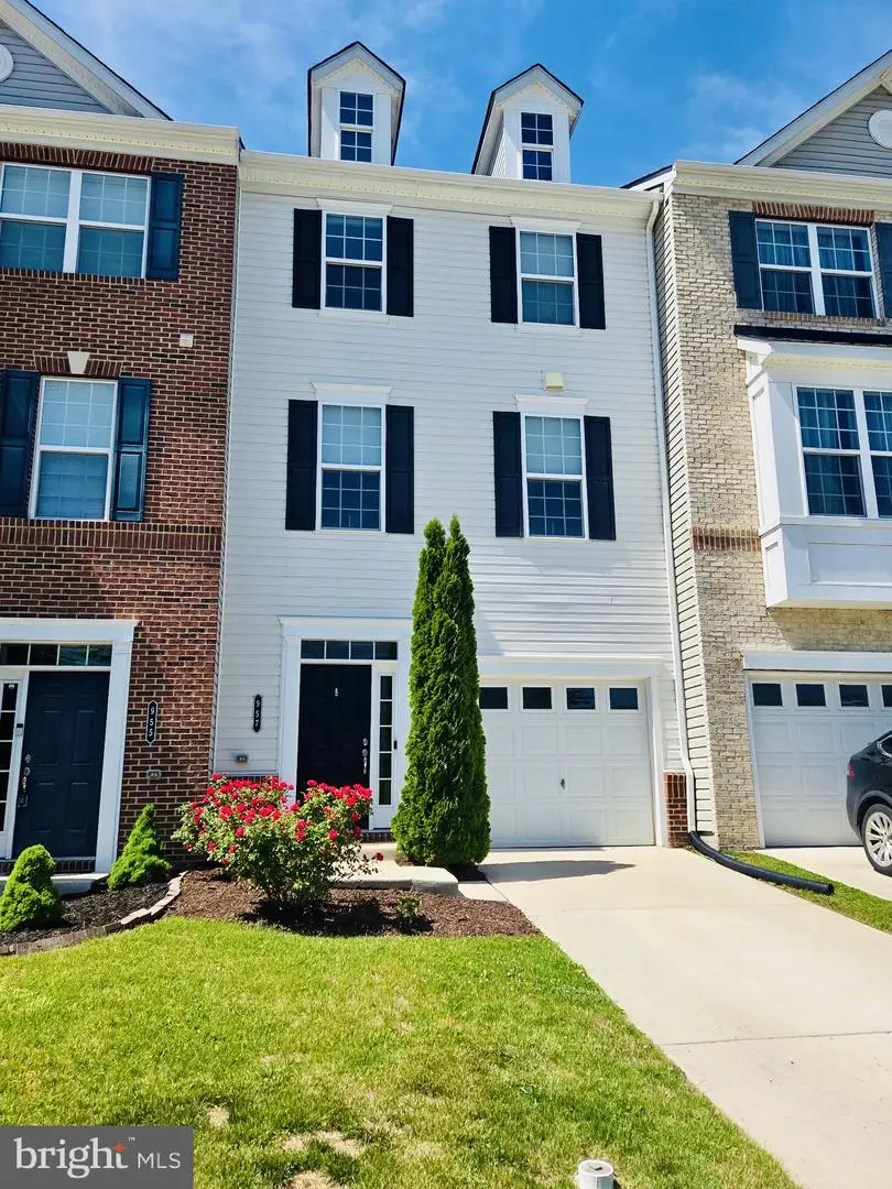 957 Morgan Run Rd, Middle River, MD 21220 - #1