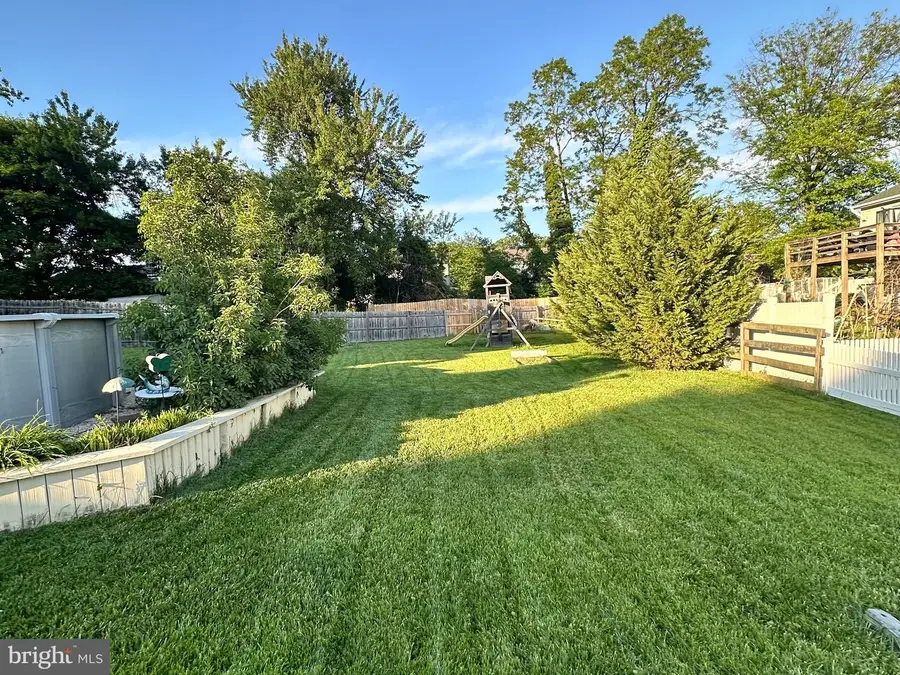 1 Herd Ct, Catonsville, MD 21228 - #3