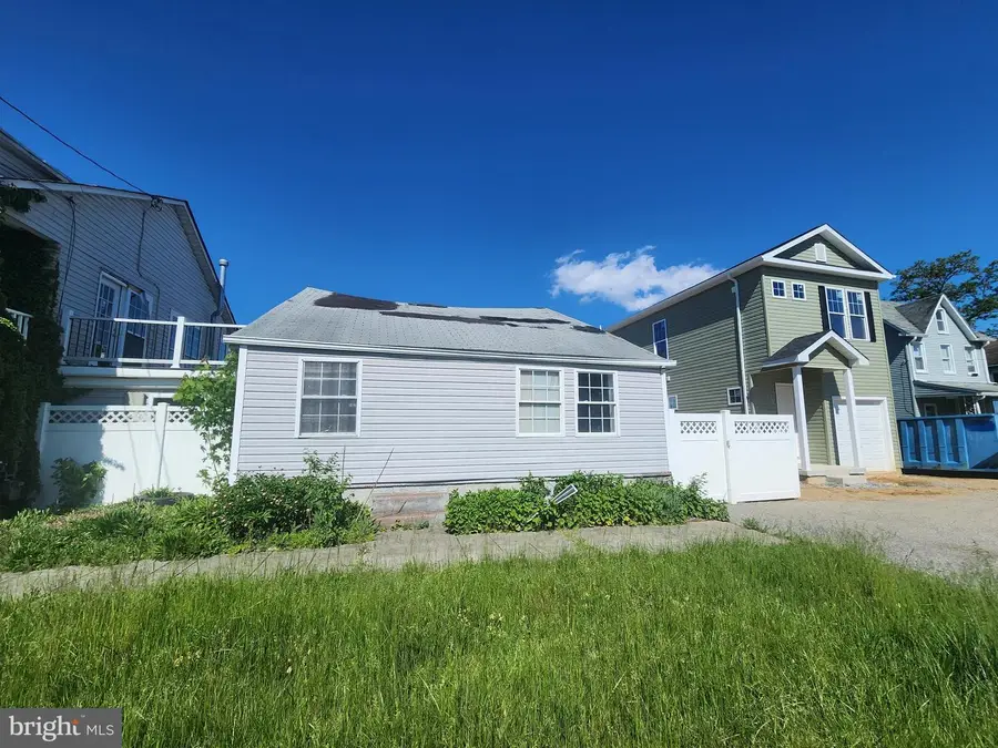 172 Winters Ln, Catonsville, MD 21228 - #3