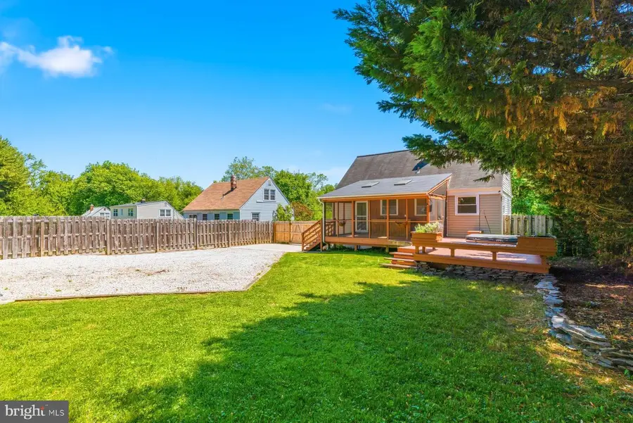 9704 Oakdale Ave, Parkville, MD 21234 - #3