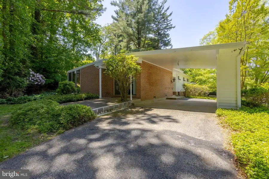 3207 Midfield Rd, Pikesville, MD 21208 - #3