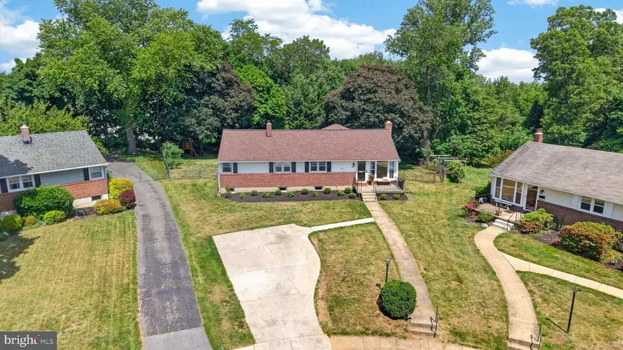 401 Allview Ct, Catonsville, MD 21228 - #3