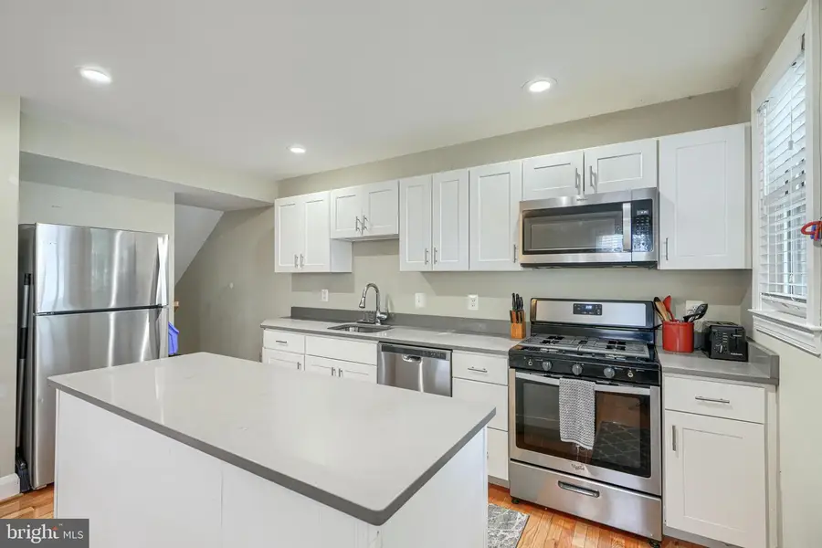 206 Maryland Ave, Towson, MD 21286 - #2