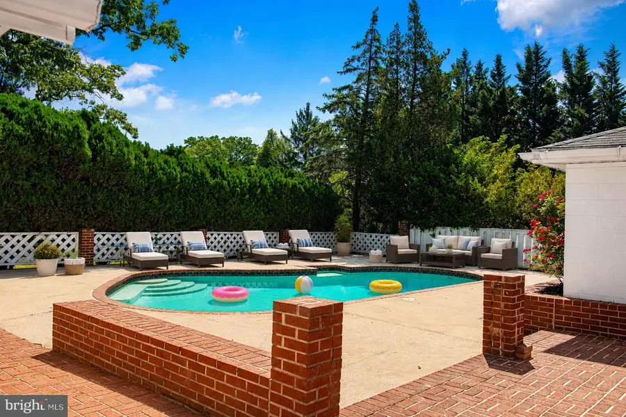 8724 Littlewood Rd, Baltimore, MD 21234 - #2