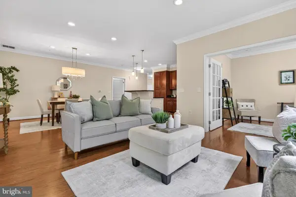 11 Clay Lodge Ln #104, BALTIMORE, MD 21228