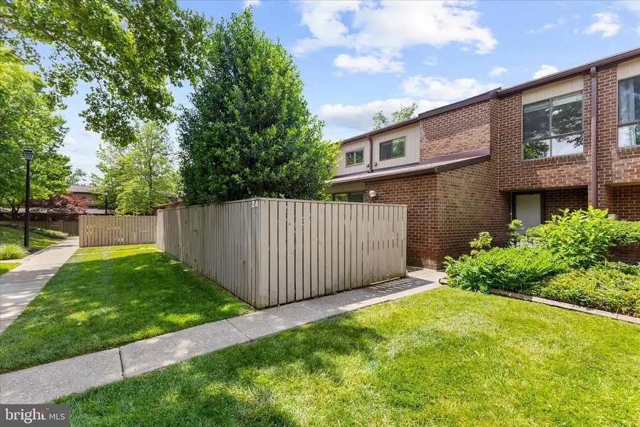 24 Fencepost Ct #g, Baltimore, MD 21208 - #3