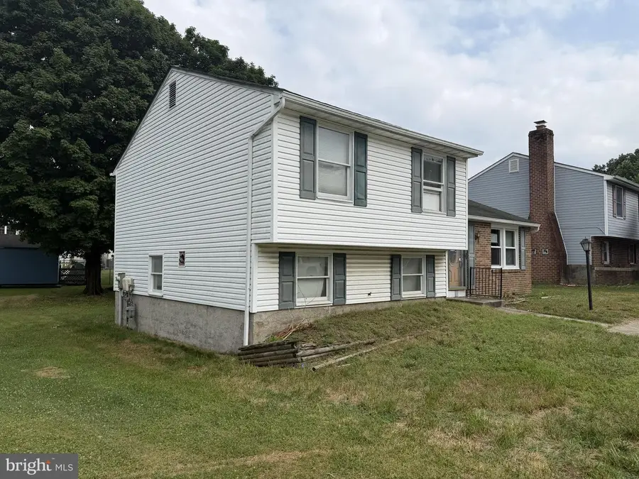21 Woodmans Ct, Baltimore, MD 21221 - #2