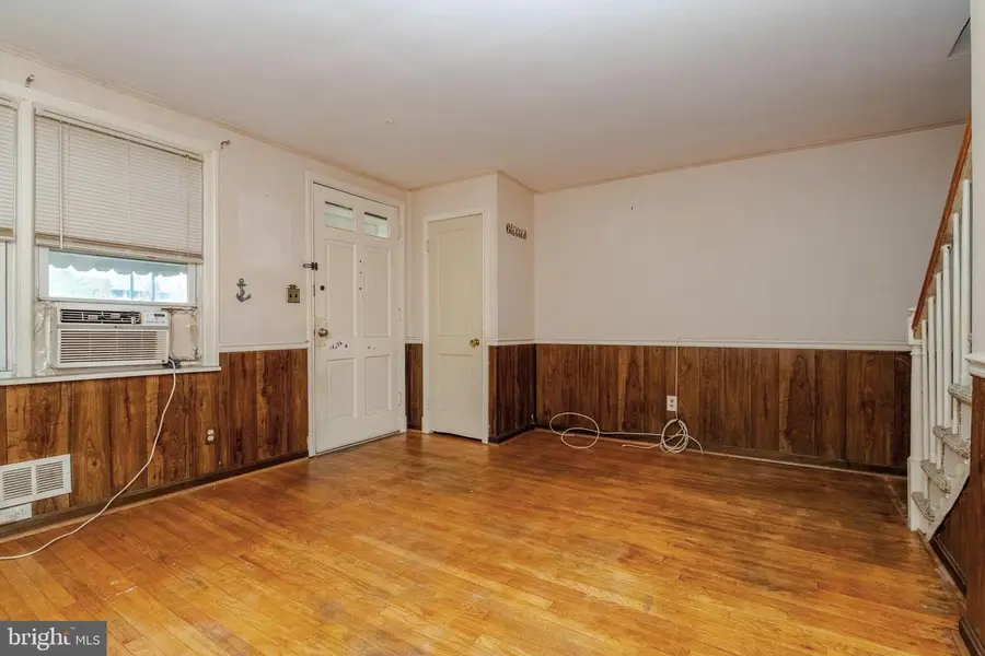 1962 Searles Rd, Dundalk, MD 21222 - #3