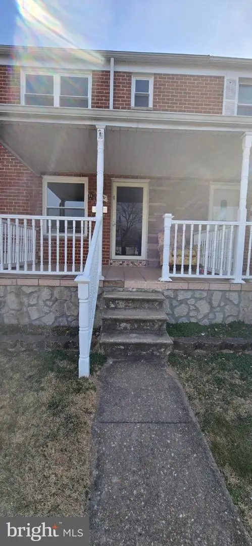 1031 Foxwood Ln, Essex, MD 21221 - #2