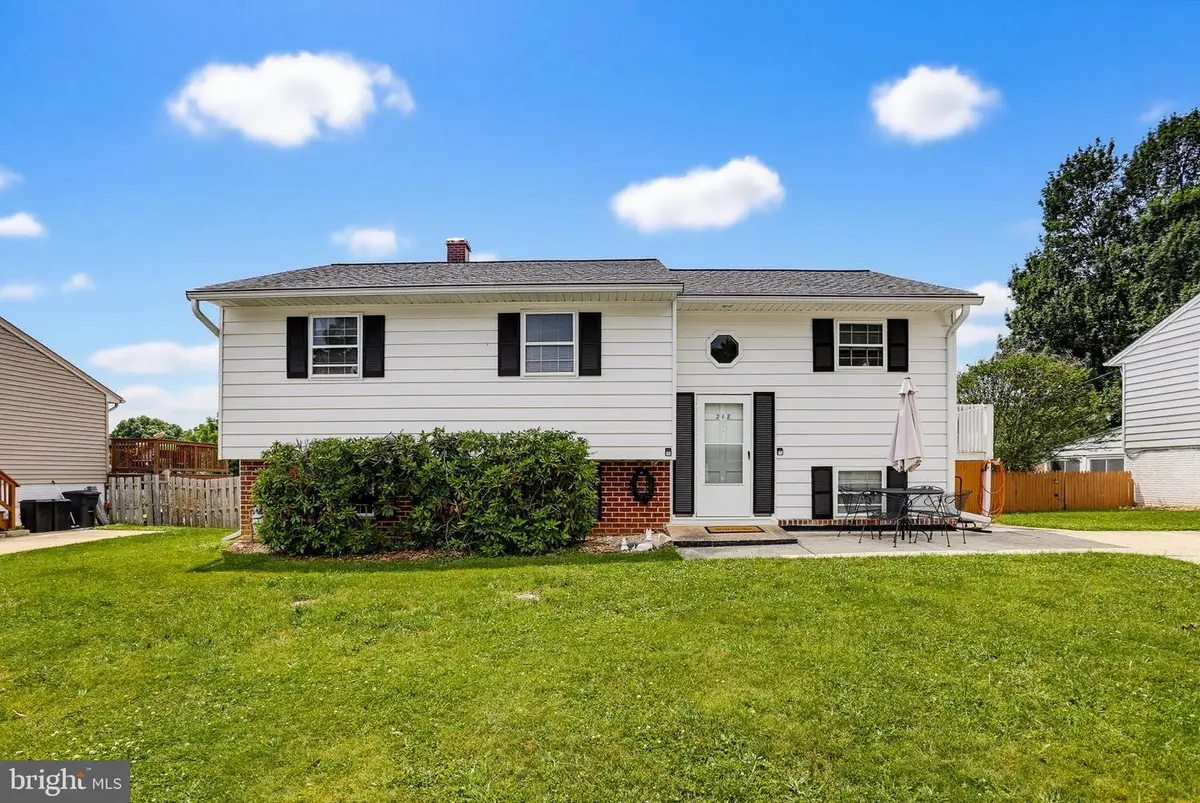 218 Timber Grove Rd, Reisterstown, MD 21136 - #1