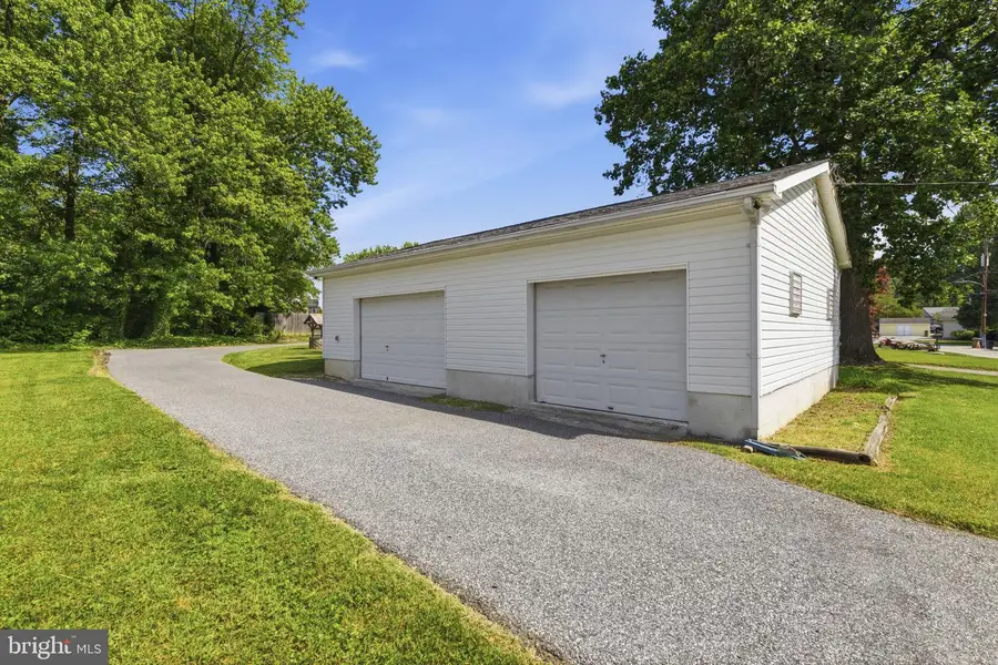 2411 Poplar Rd, Baltimore, MD 21221 - #2