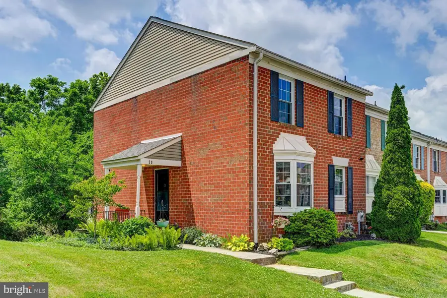 29 Silverton Ct, Cockeysville, MD 21030 - #3