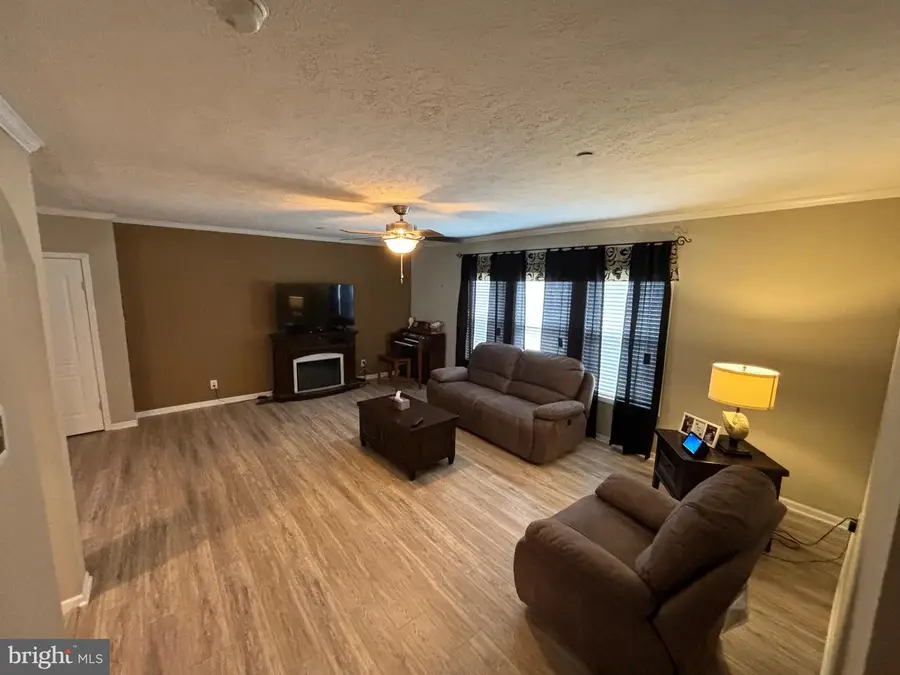 12130 Eastern Ave, Middle River, MD 21220 - #3