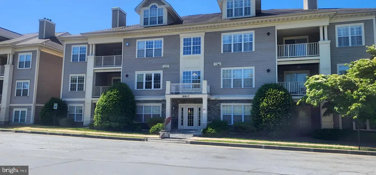 8907 Stone Creek Pl #201, Pikesville, MD 21208 - #1