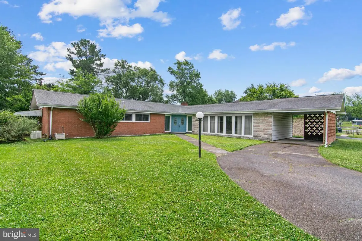 7905 Winterset Ave, Pikesville, MD 21208 - #1