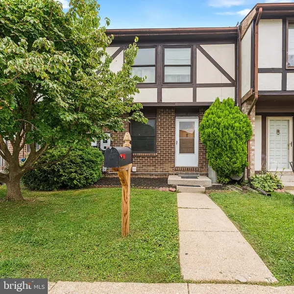 4 W Orange Ct, BALTIMORE, MD 21234