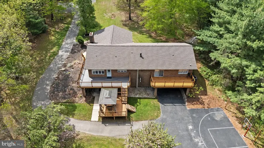 9668 Magledt Rd, Baltimore, MD 21234 - #3