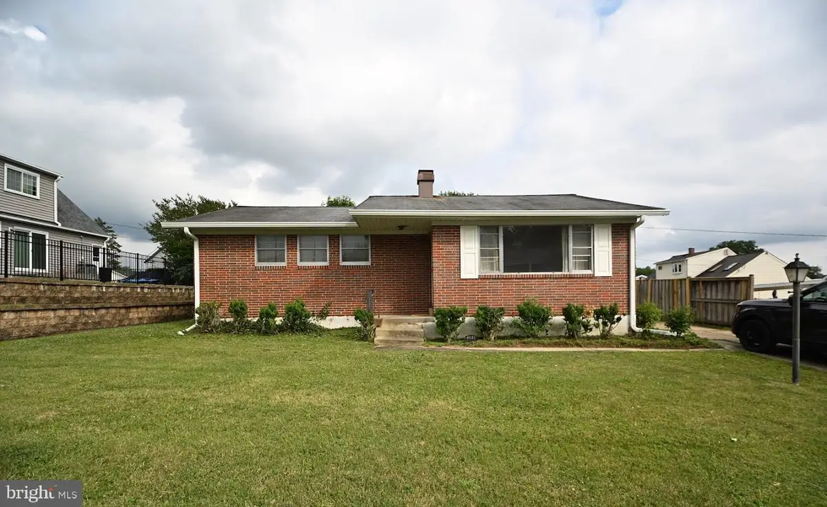 4121 Loch Carrow Rd, Baltimore, MD 21236 - #1