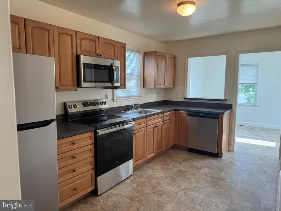 11 Belfast Rd, Lutherville Timonium, MD 21093 - #2