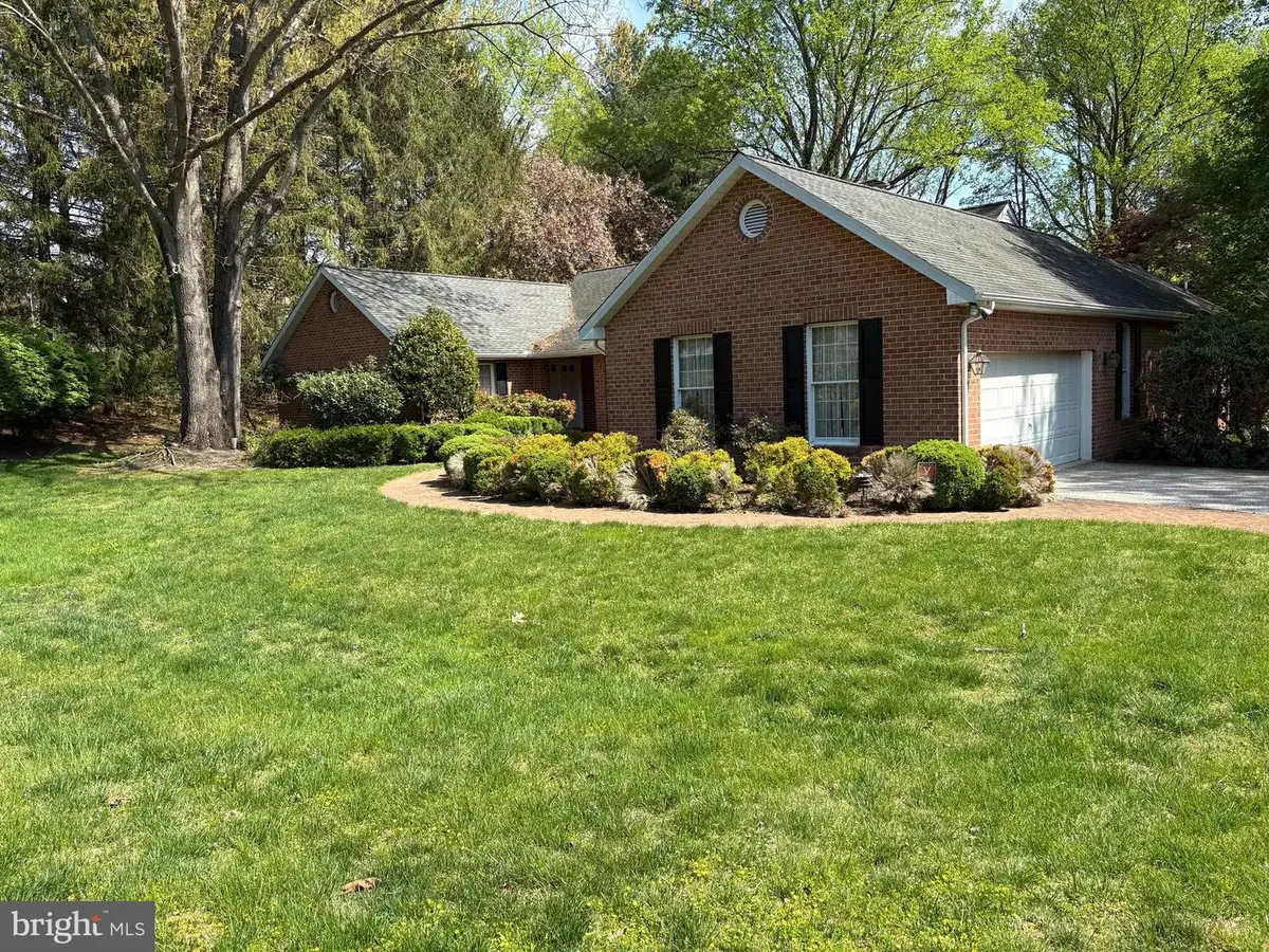 3 S Lake Way, Reisterstown, MD 21136 - #1