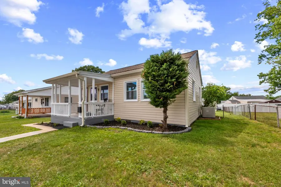 24 Yawmeter Dr, Baltimore, MD 21220 - #3