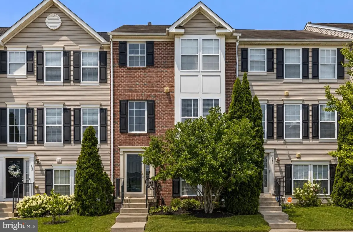 884 Lowe Rd, Middle River, MD 21220 - #1