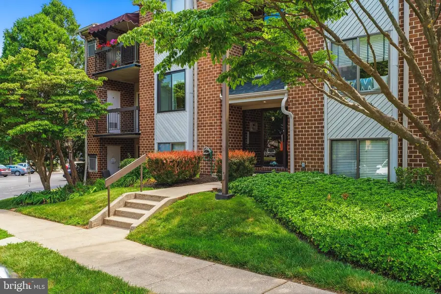 9 Mullingar Ct #201, Lutherville Timonium, MD 21093 - #2