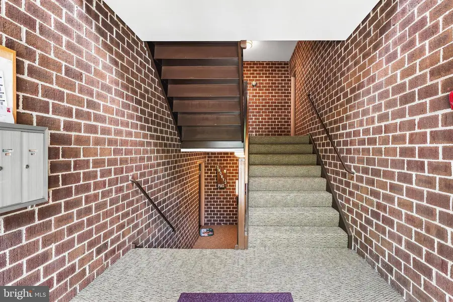 9 Mullingar Ct #201, Lutherville Timonium, MD 21093 - #3