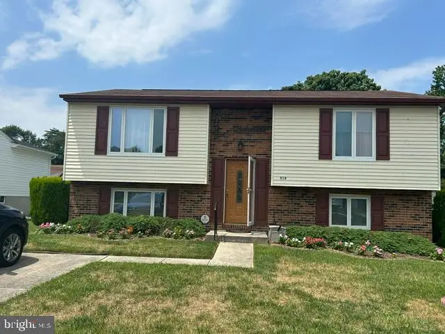 519 Fuselage Ave, Baltimore, MD 21221 - #1