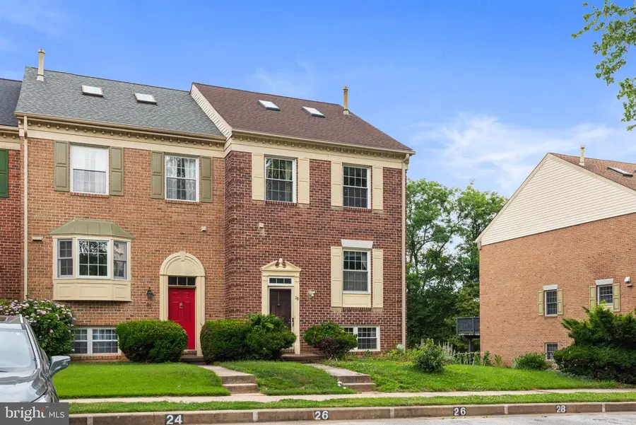 28 Valley Crossing Cir, Cockeysville, MD 21030 - #2