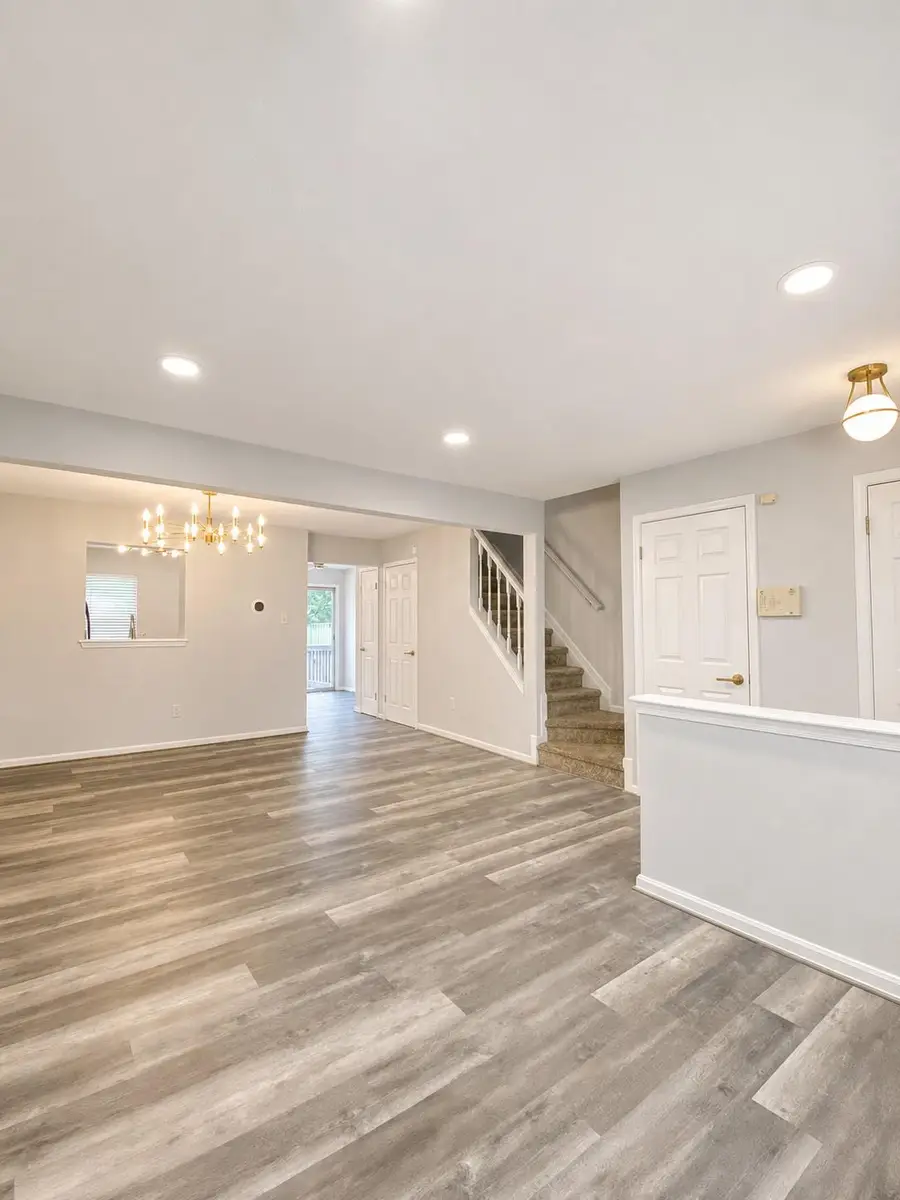 13 Ingate Ter, Baltimore, MD 21227 - #3