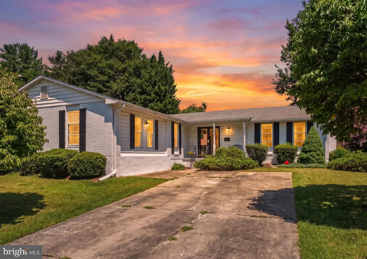 110 Galewood Rd, Lutherville Timonium, MD 21093 - #1