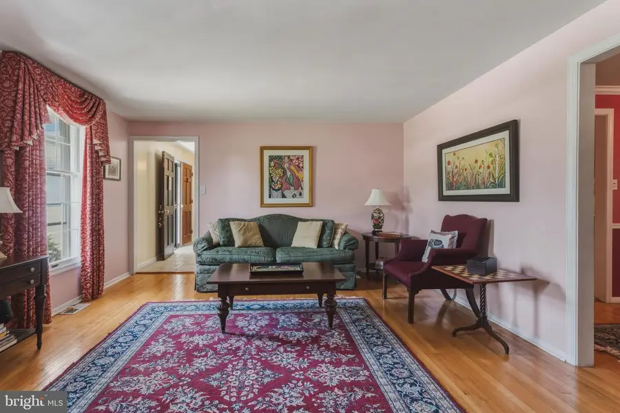 110 Galewood Rd, Lutherville Timonium, MD 21093 - #3