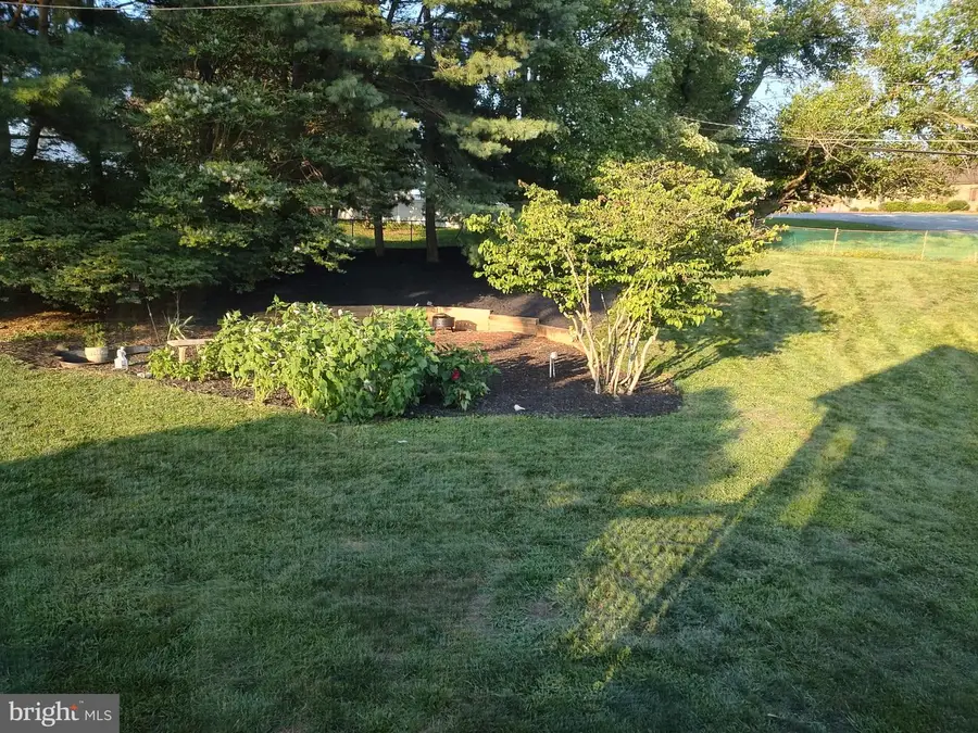 4 Fairbridge Ct, Owings Mills, MD 21117 - #3