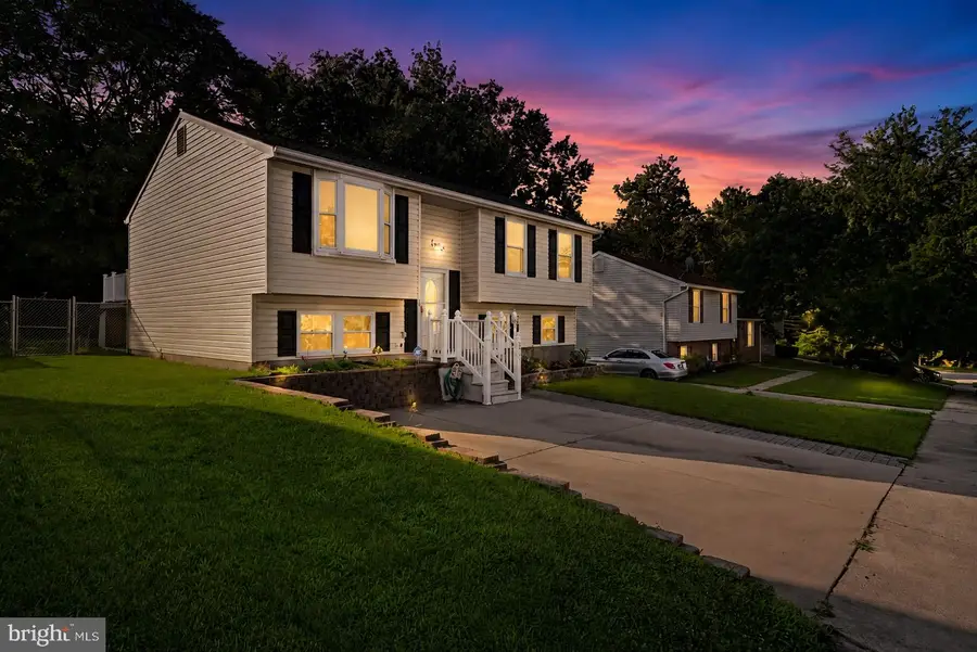 8805 Golden Tree Ln, Baltimore, MD 21221 - #2