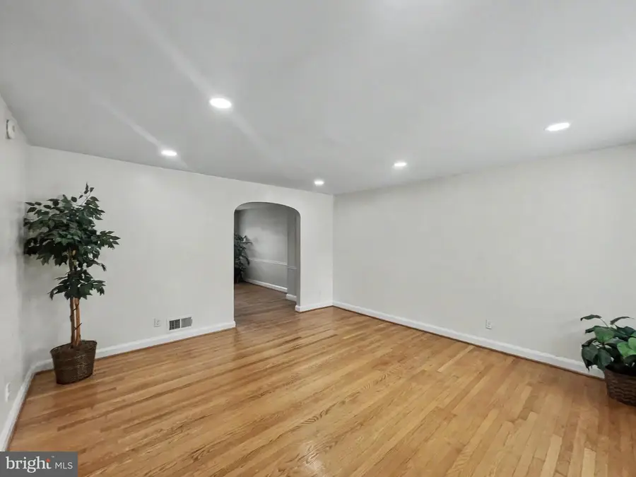 210 Stevenson Ln, Baltimore, MD 21212 - #3