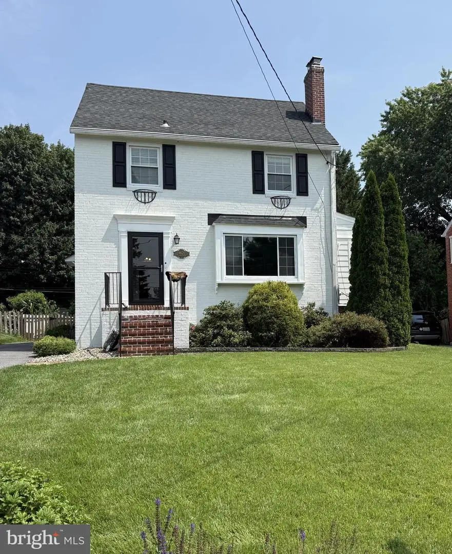 6621 Loch Hill Rd, Baltimore, MD 21239 - #1