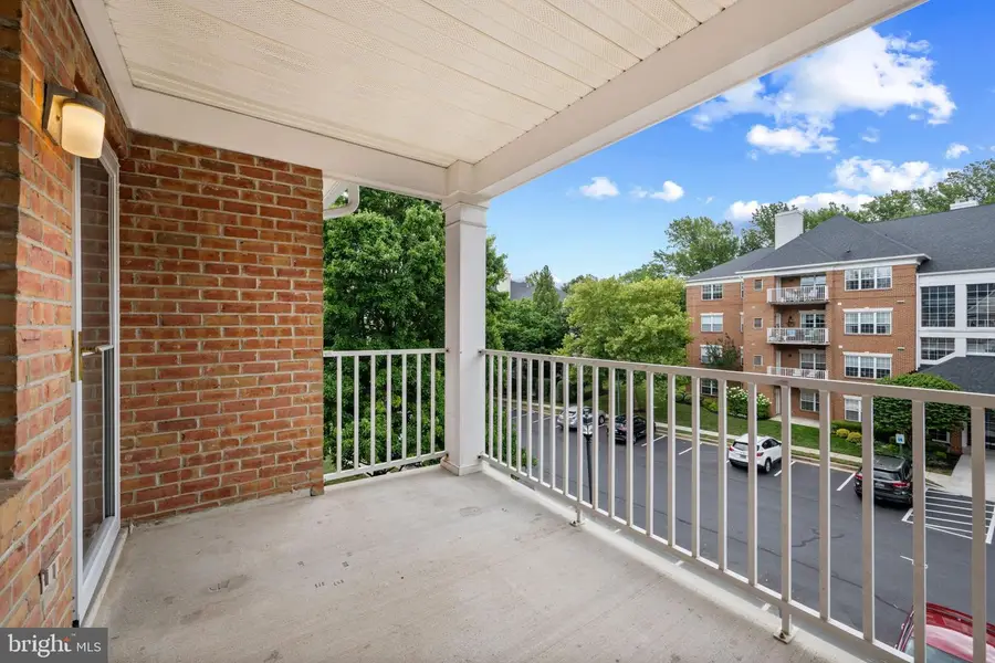 12108 Tullamore Ct #304, Lutherville Timonium, MD 21093 - #3
