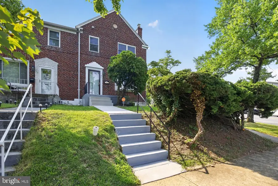 901 Masefield Rd, Baltimore, MD 21207 - #3