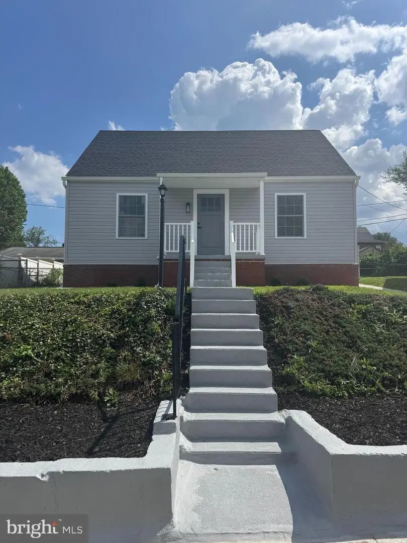 3215 Rosalie Rd, Baltimore, MD 21227 - #1