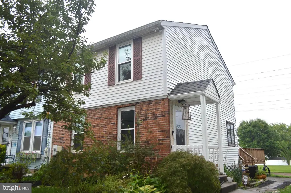 40 Towns Ct, Rosedale, MD 21237 - #1