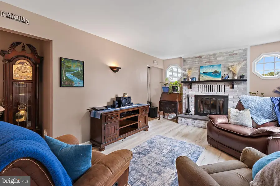3456 Sollers Point Rd, Baltimore, MD 21222 - #3
