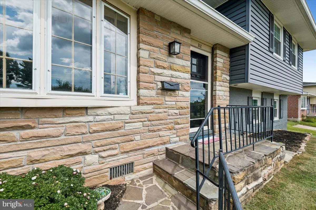 212 Timonium Rd, Lutherville Timonium, MD 21093 - #1