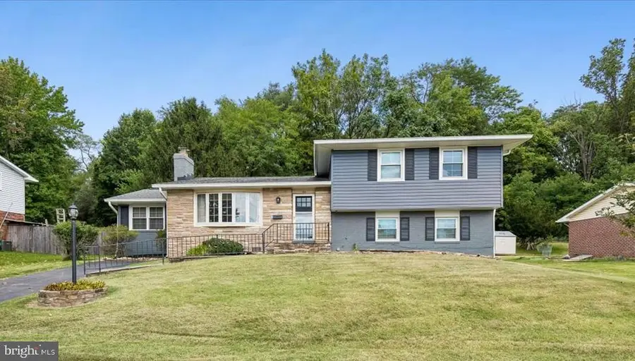212 Timonium Rd, Lutherville Timonium, MD 21093 - #2