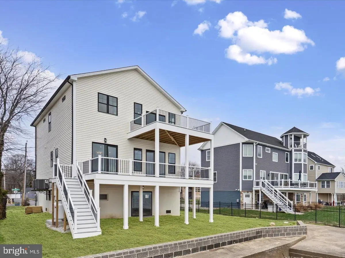 8823 Chesapeake Ave, Sparrows Point, MD 21219 - #1