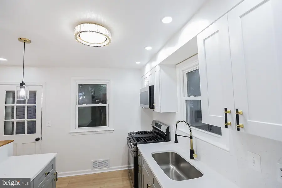 3661 Clifmar Rd, Windsor Mill, MD 21244 - #2