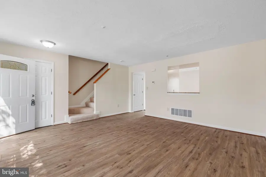 4 Nancy Ct, Rosedale, MD 21237 - #3